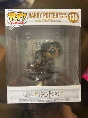 Funko Pop! Deluxe Harry Potter Figure in Black, Brown, White